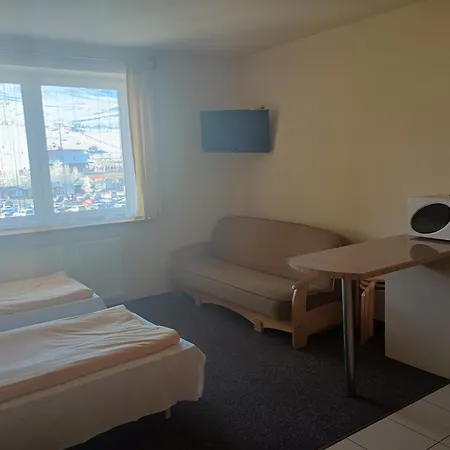 Hotel Bida Z Nędzą - Bida
